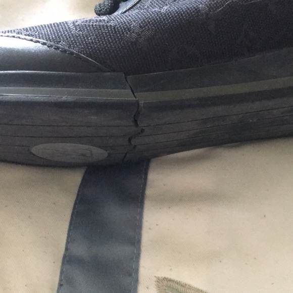 Authentic LV sneaker 👟 - Picture 6 of 8